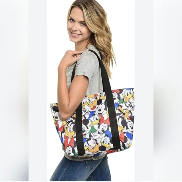 Disney Mickey and Friends Tote Bag Brand New - Picture 14 of 16